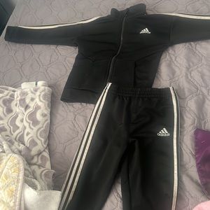 Super cute, Black and silver Adidas tracksuit 2t